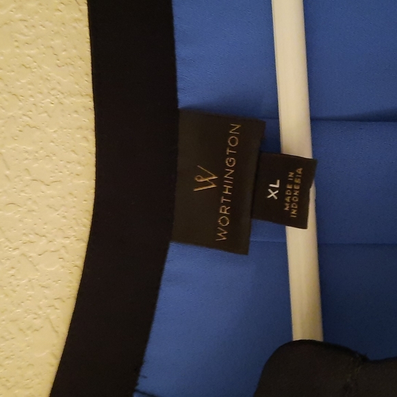 Worthington Colorblock Blouse  *BOGO* - Picture 2 of 4